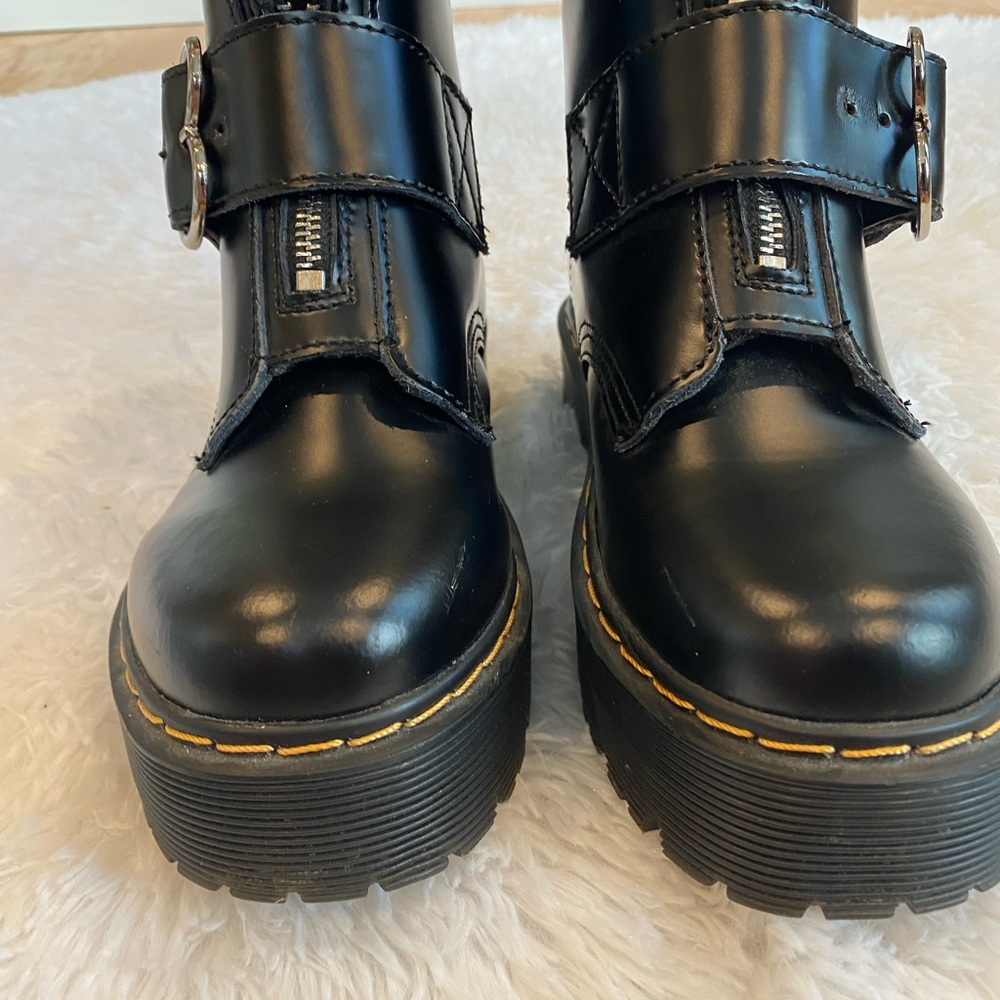 Dr.Marten Heart Leather Platform Boots! - Picture 5 of 9